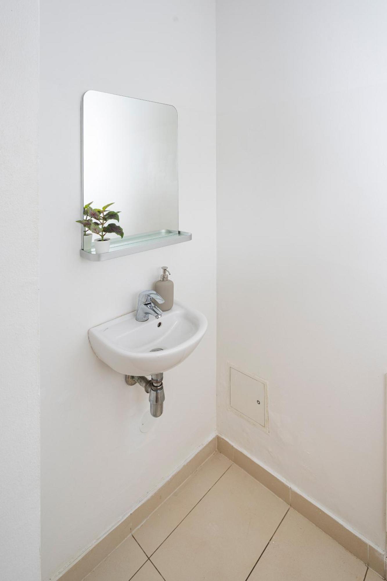 Gemuetliches, Ruhiges Apartment - 90M2 Mit Garten Und Terrasse Wien Eksteriør bilde